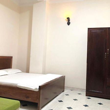 B.V.I Guest House Хошимин Екстериор снимка