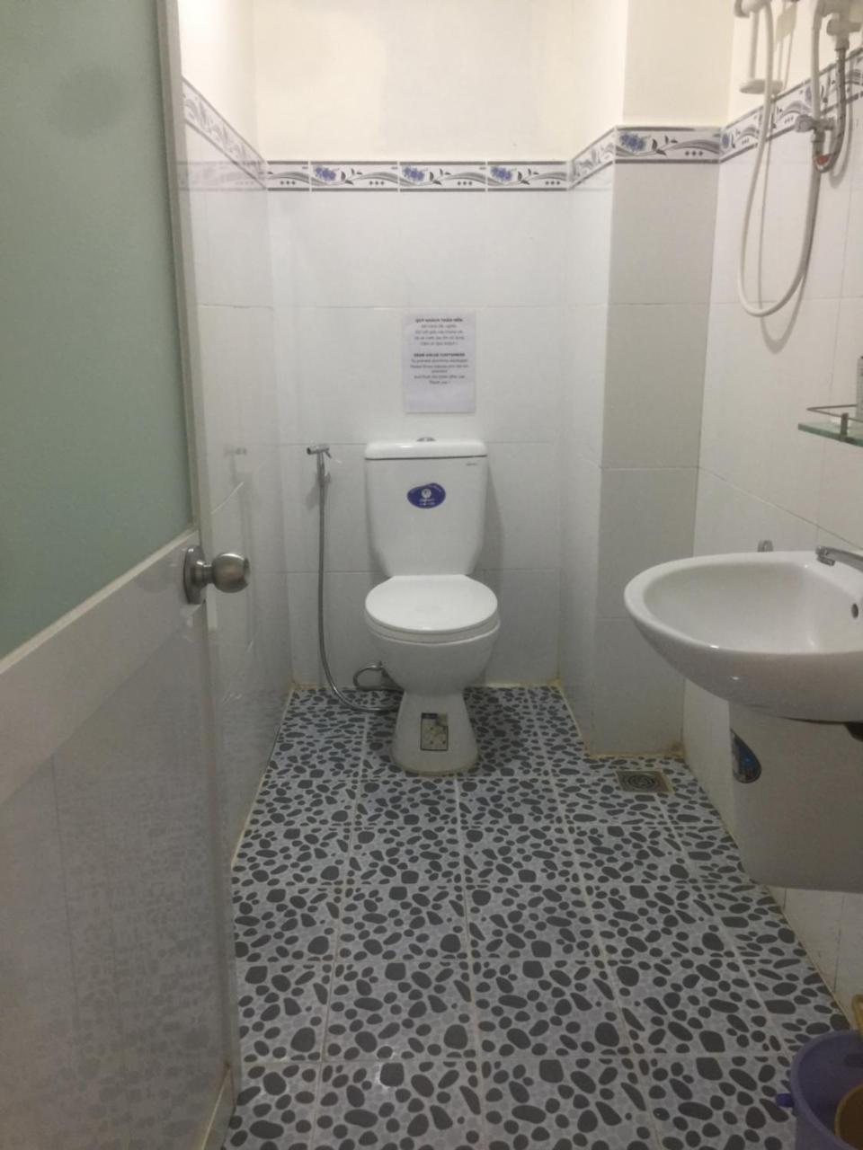B.V.I Guest House Хошимин Екстериор снимка
