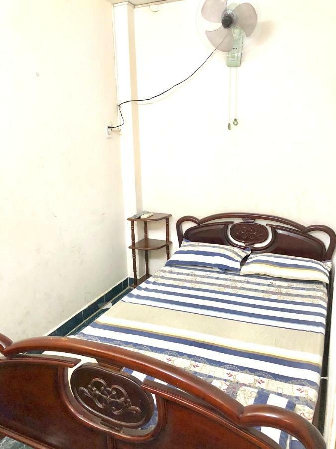 B.V.I Guest House Хошимин Екстериор снимка
