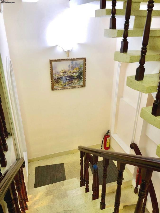 B.V.I Guest House Хошимин Екстериор снимка