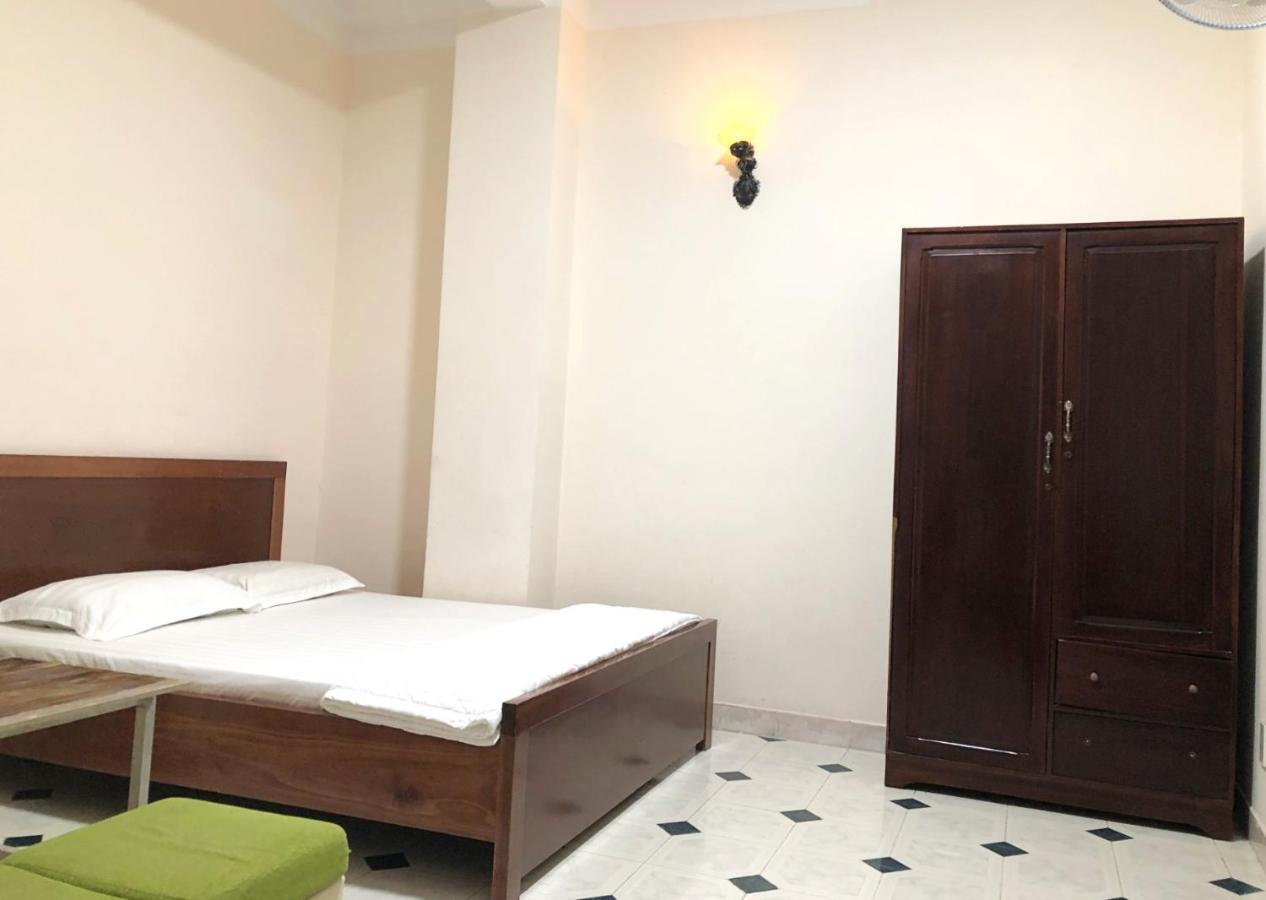 B.V.I Guest House Хошимин Екстериор снимка