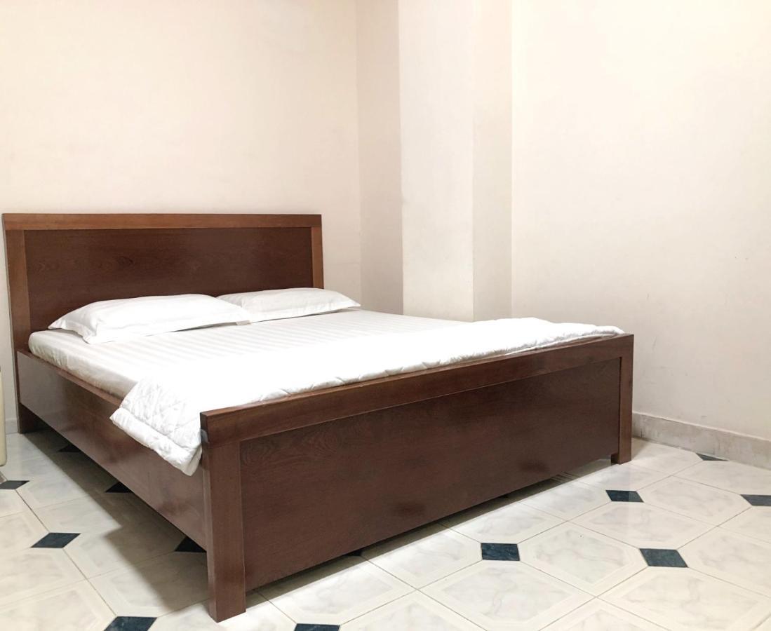 B.V.I Guest House Хошимин Екстериор снимка