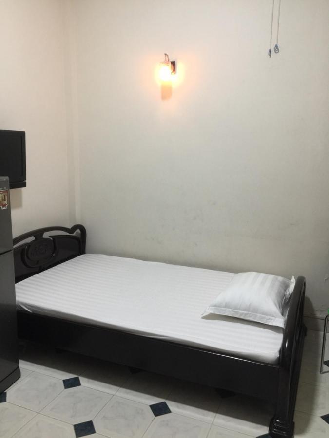 B.V.I Guest House Хошимин Екстериор снимка