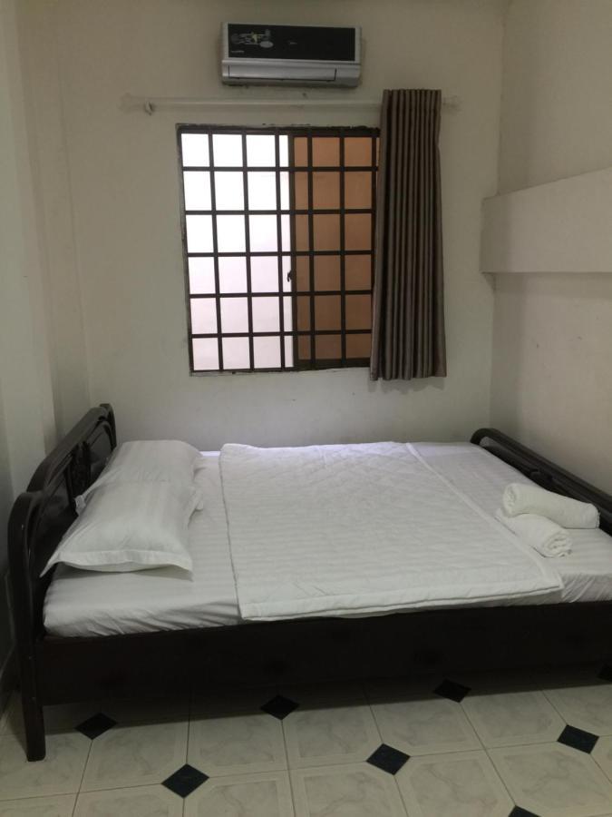 B.V.I Guest House Хошимин Екстериор снимка
